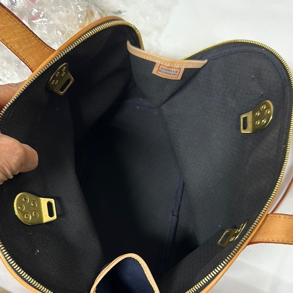 Vintage Dooney & Bourke Tan and Blue Satchel / Crossbody Dome bag - Picture 11 of 16